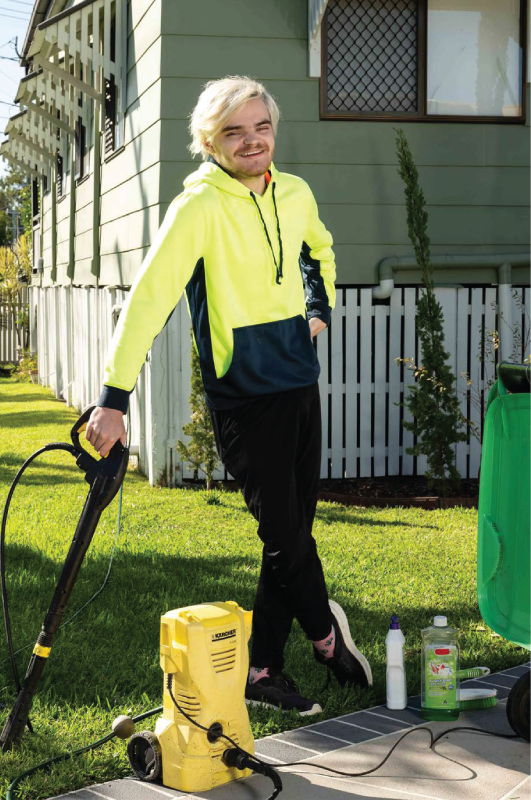 Inclusive-Employment-Australia-client Inclusive Employment Australia client working